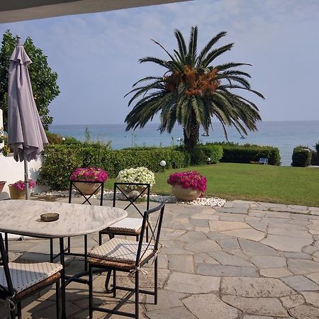 Beach Front Chanioti Πολύχρονο Εξωτερικό φωτογραφία