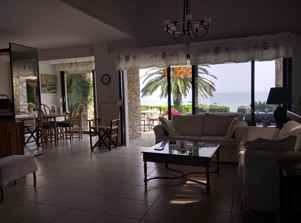 Beach Front Chanioti Πολύχρονο Εξωτερικό φωτογραφία